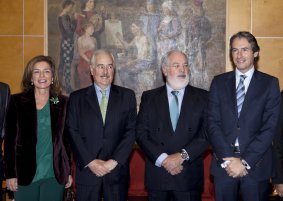 Íñigo de la Serna, Presidente de la FEMP junto a Ana Botella, Eduardo Pastrana y Miguel Arias Cañete, en el Congreso Nacional de CONAMA