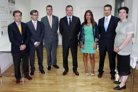 El Ministro de Justicia junto a los patronos de la Fundación Pluralismo y Convivencia