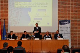 El Director General de la Guardia Civil, durante la inauguración del Seminario