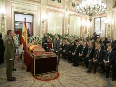 La capilla ardiente quedó instalada en el Congreso de los Diputados